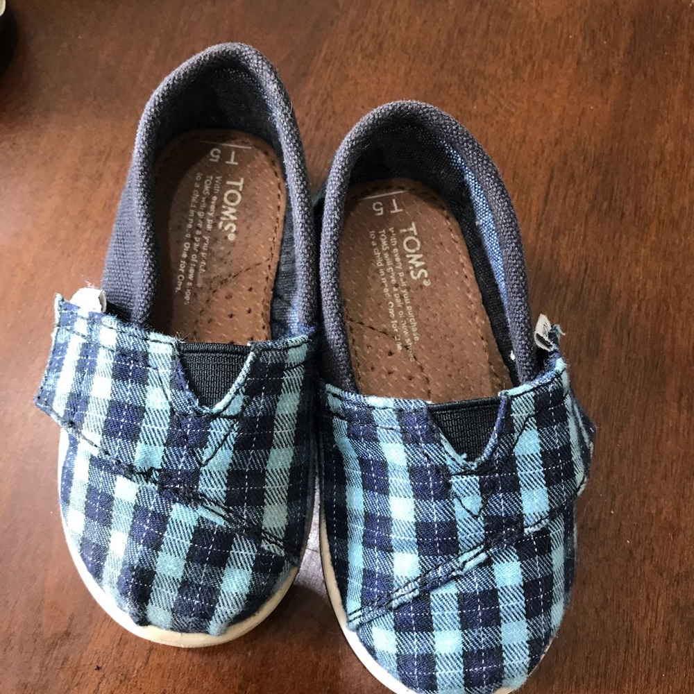 toms shoes